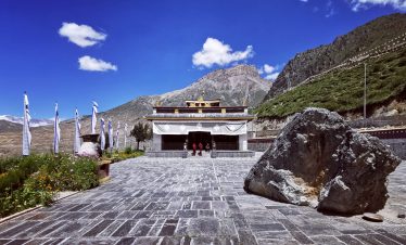 Annapurna Circuit Trek Image