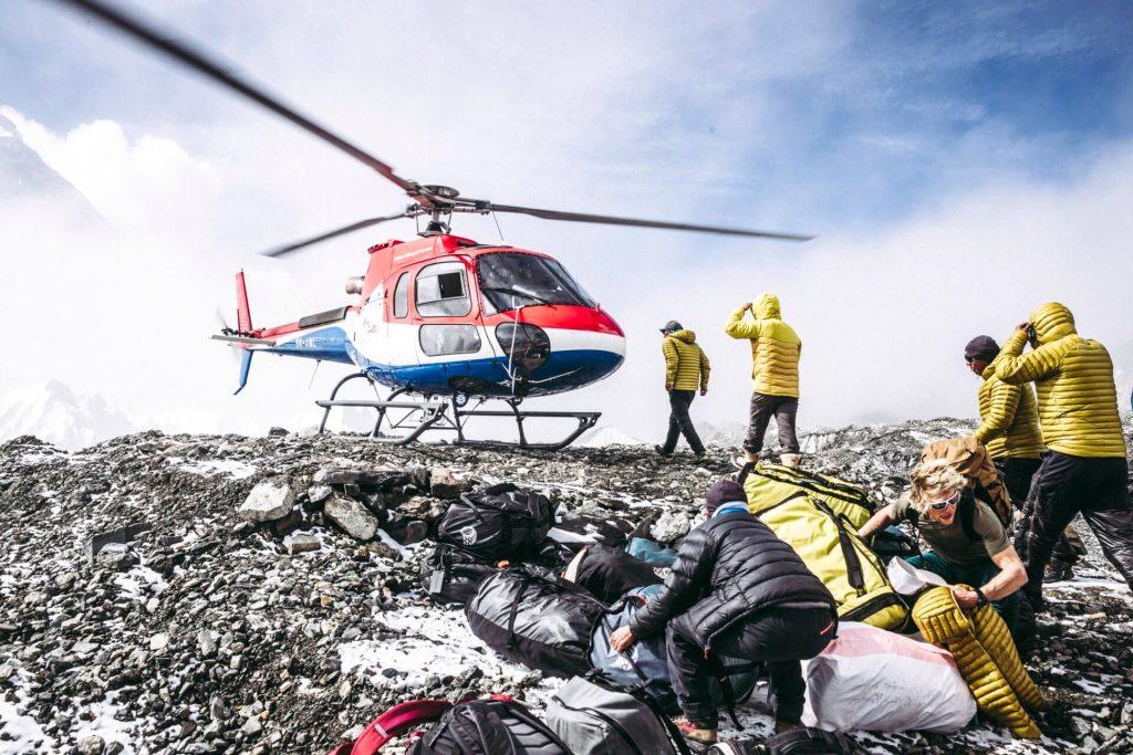 helicopter rescue in the himalayas